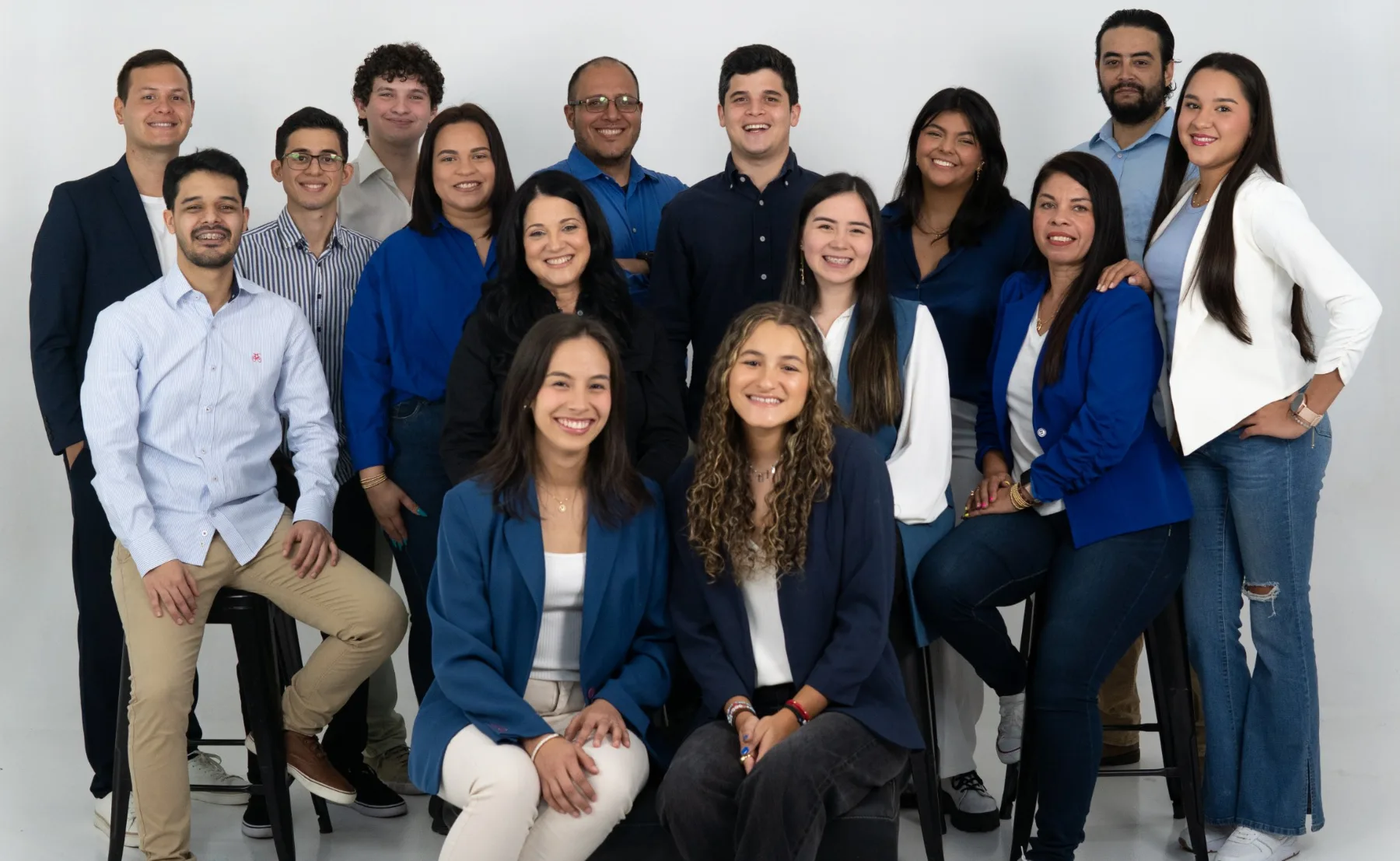 Equipo completo de la agencia SEO Pencil Speech en Venezuela